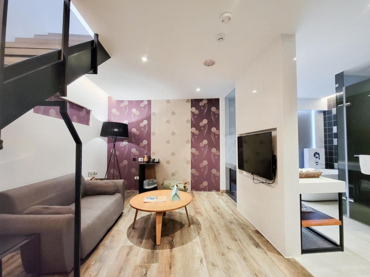 Check Inn Taichung Zhongshan Exterior foto