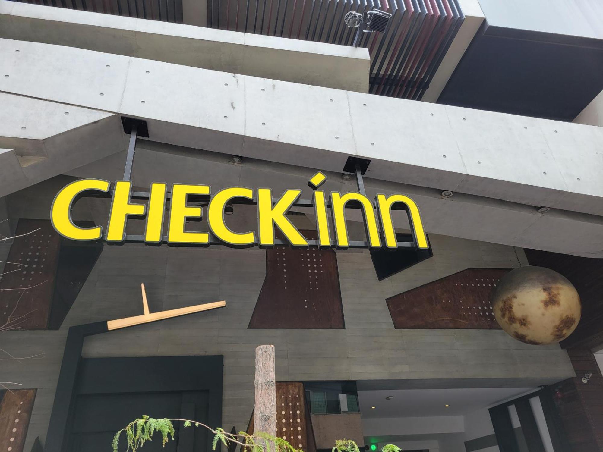 Check Inn Taichung Zhongshan Exterior foto