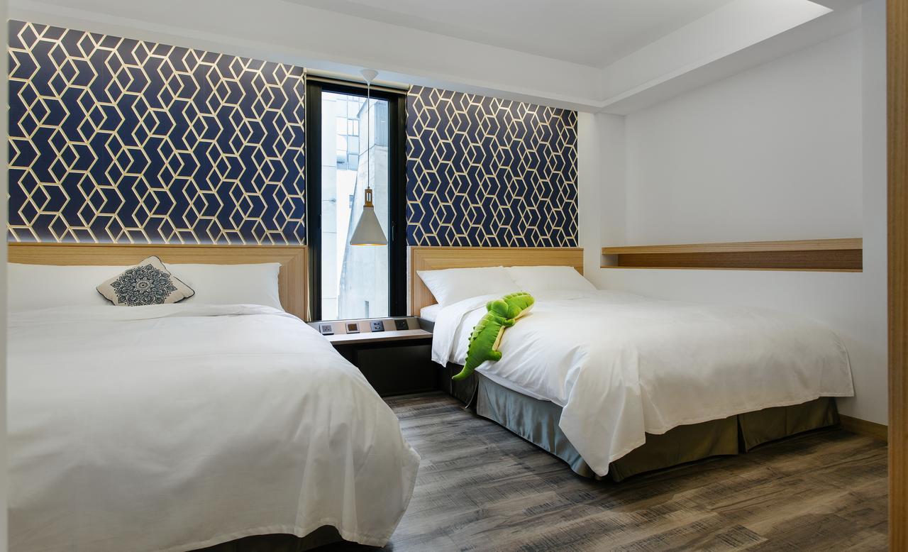 Check Inn Taichung Zhongshan Exterior foto
