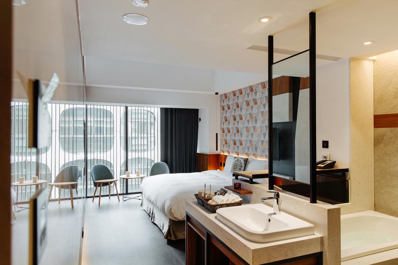 Check Inn Taichung Zhongshan Exterior foto
